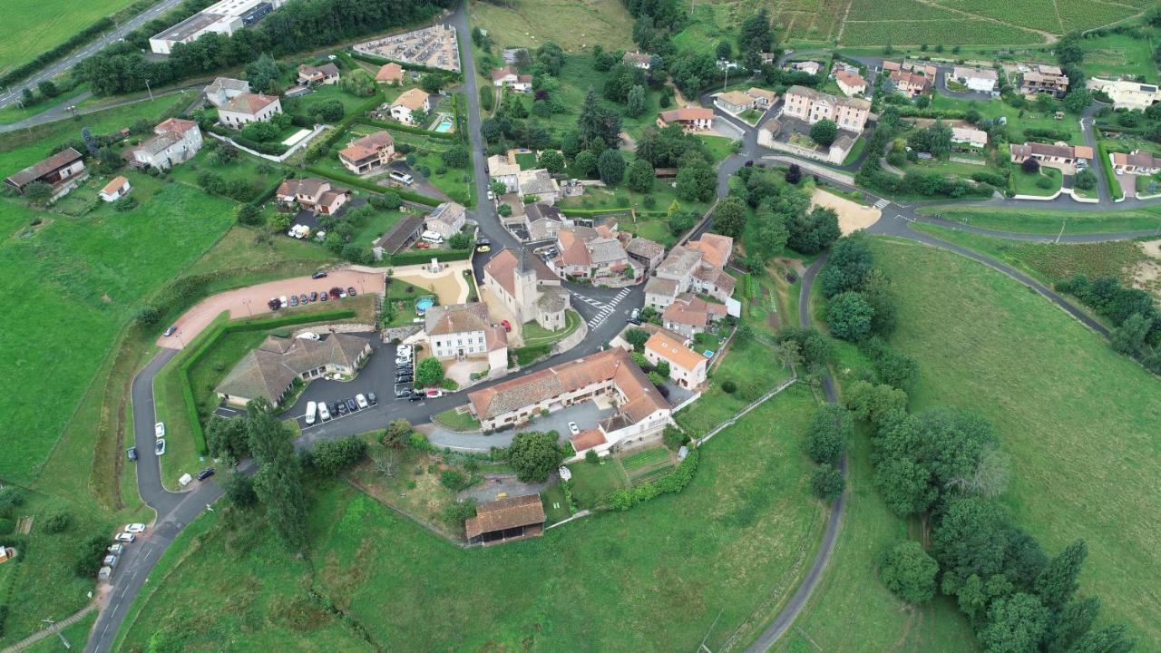 Готель La Ferme Berger Les Ardillats Екстер'єр фото